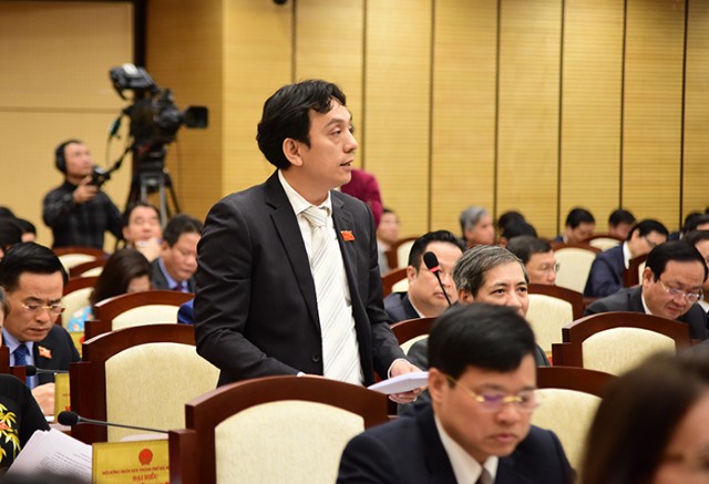 Chất vấn lãnh đạo các Sở: Quy hoạch Kiến trúc, Tài nguyên Môi trường, Xây dựng về nguyên nhân chậm triển khai lập, phê duyệt các quy hoạch 